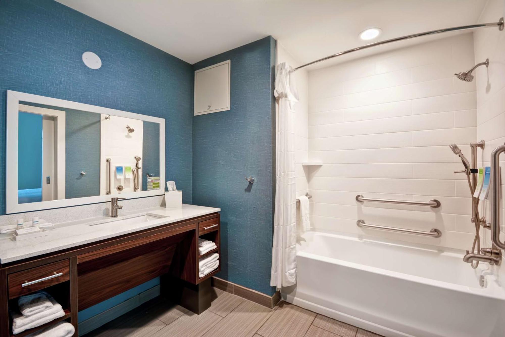 Home2 Suites Pensacola I-10 At North Davis Hwy Eksteriør bilde